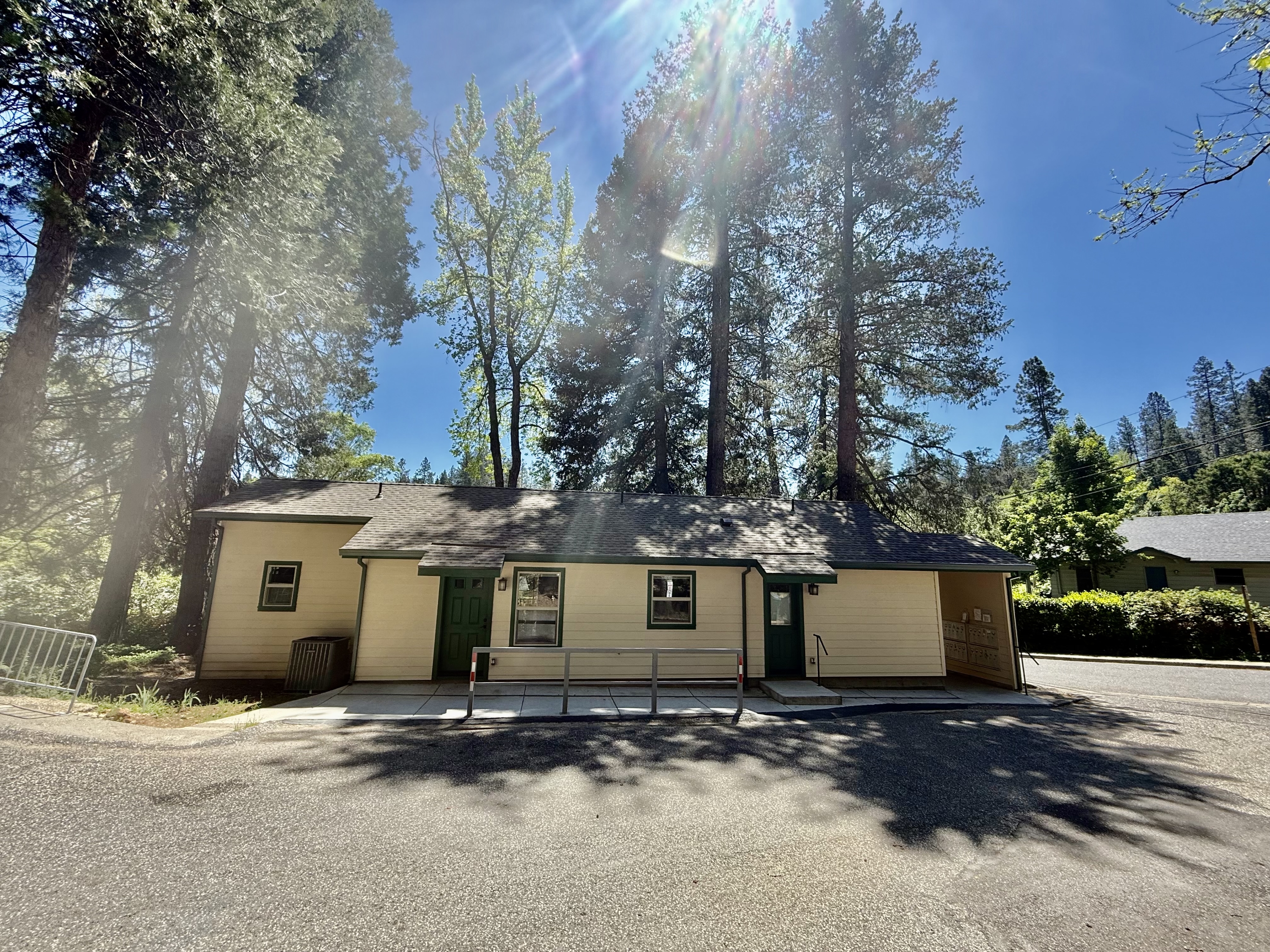 347 Nile Street - 22